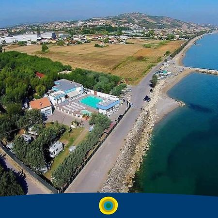Club Del Sole Roseto Degli Abruzzi Easy Camping Village Exteriör bild