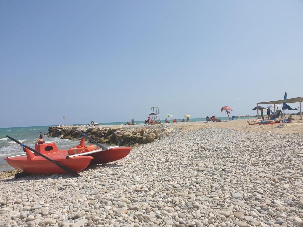Club Del Sole Roseto Degli Abruzzi Easy Camping Village Exteriör bild