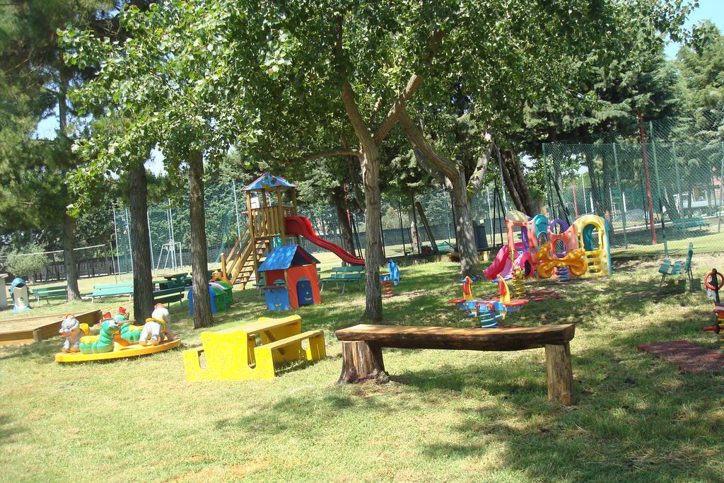 Club Del Sole Roseto Degli Abruzzi Easy Camping Village Exteriör bild
